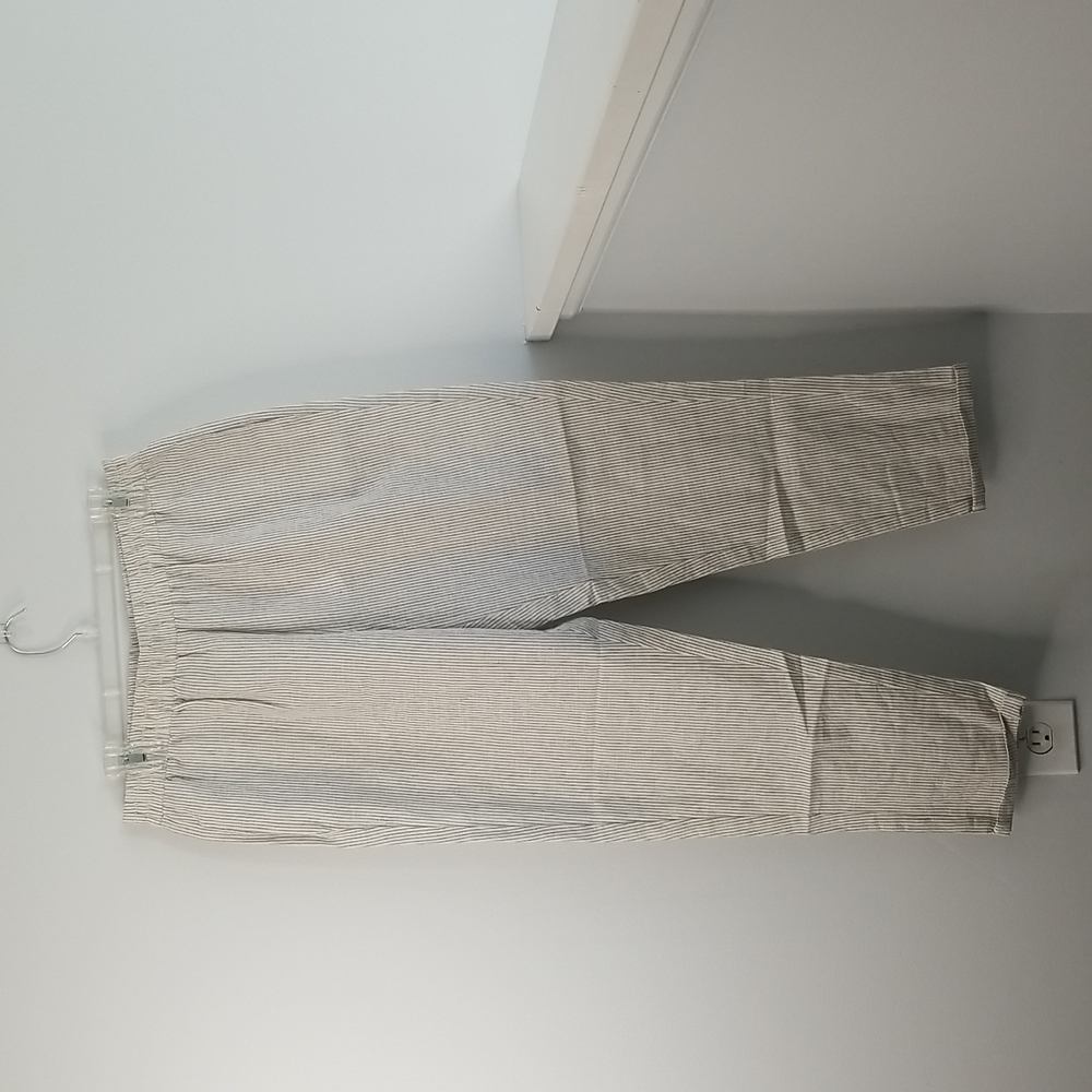BCBGeneration Pin Stripe Pants Size Medium